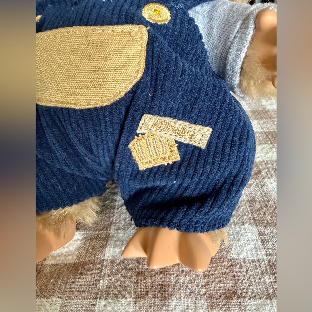 LABUBU Time to chill - Vinyl Plush Doll - No Box. Card is included. - Picture 3 of 6